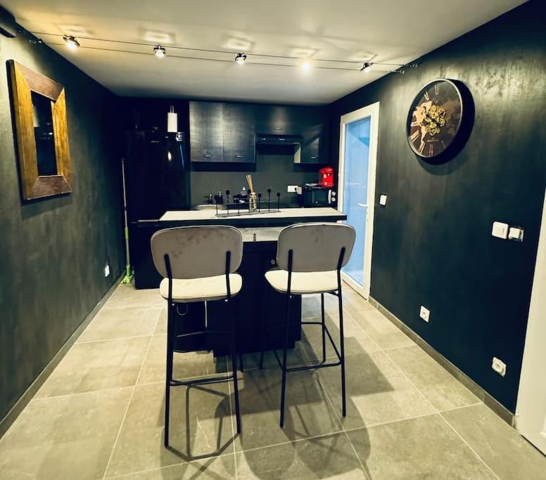 13 Nuances De Grey Jacuzzi Villa Марсилия Екстериор снимка